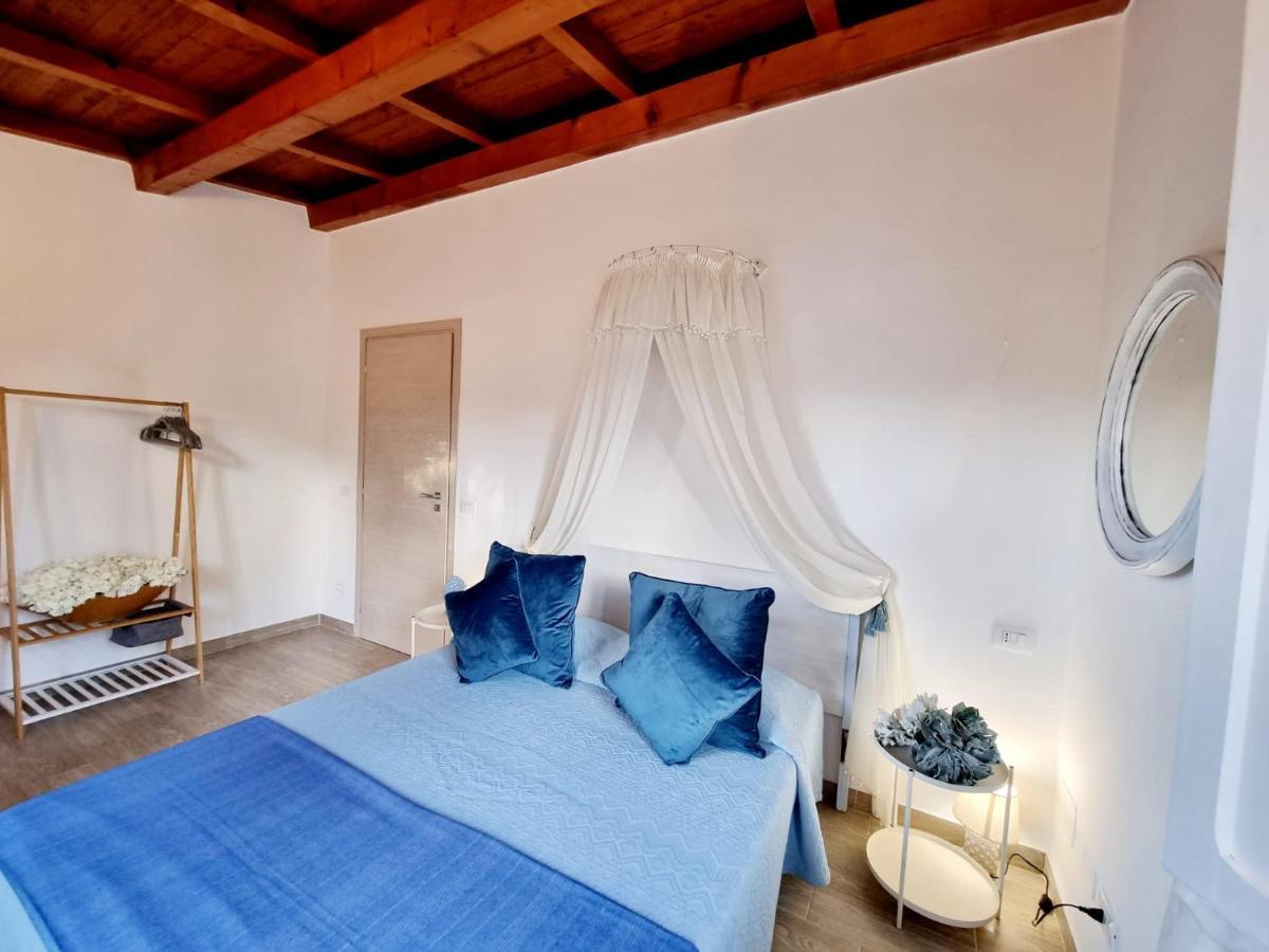 Stazzo San Teodoro Piscina Condivisa Apartment Exterior photo
